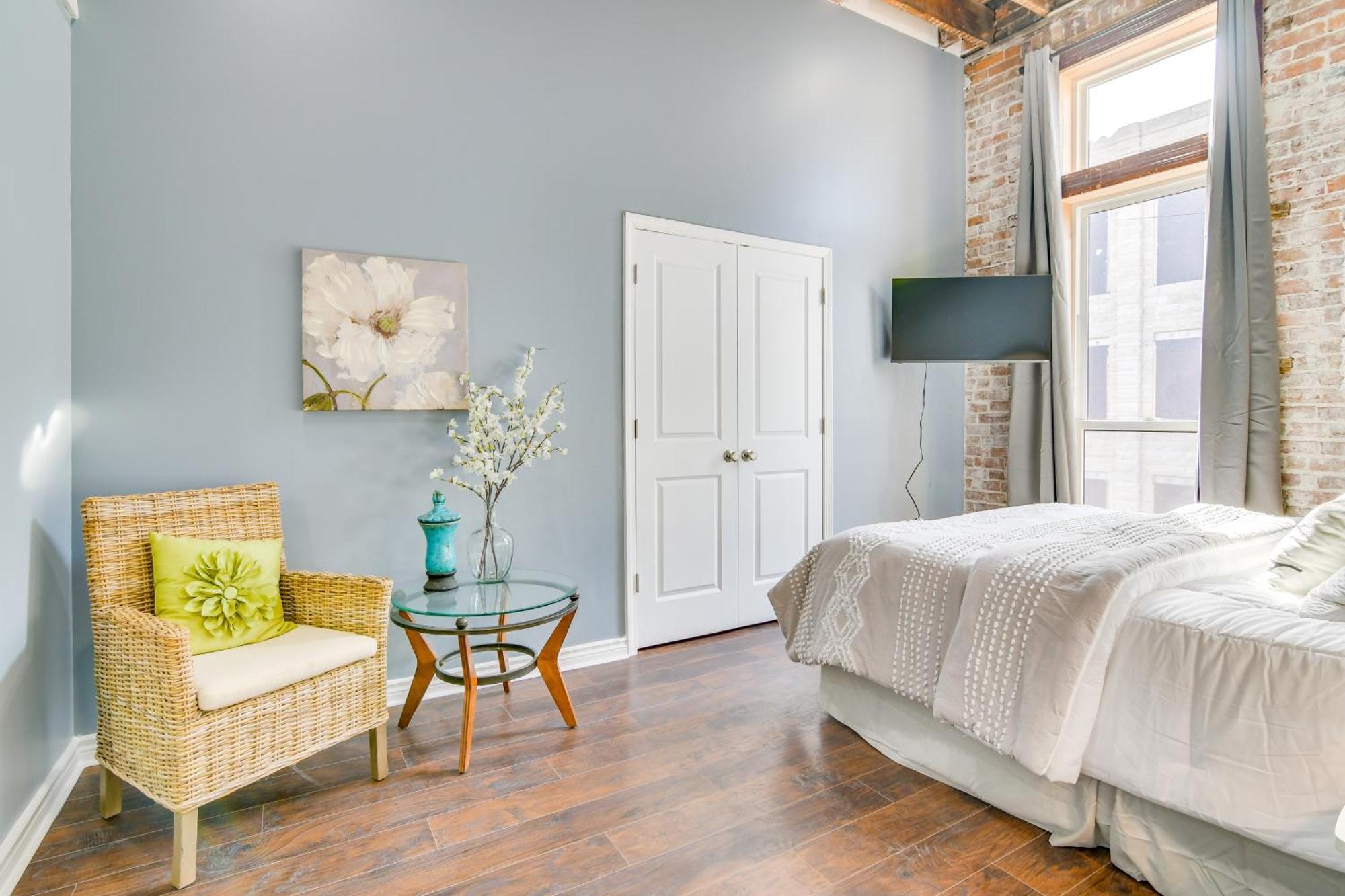 Dtwn Loft In The Heart Of Monett Pets Welcome! Екстериор снимка